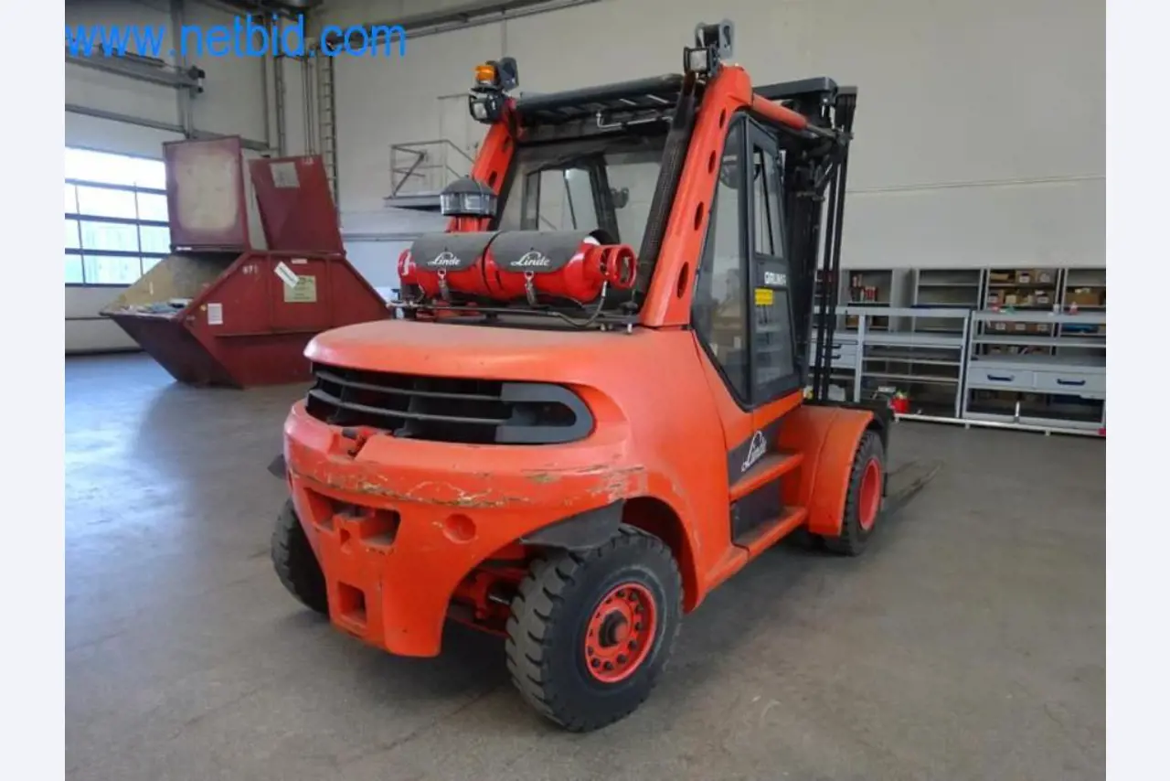 Stroji, vozni park in operativna oprema-8