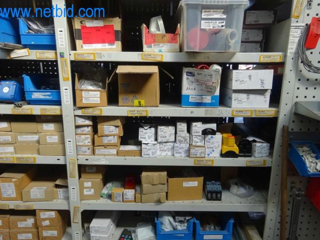 Stroje, vozový park a provozní zařízení-10