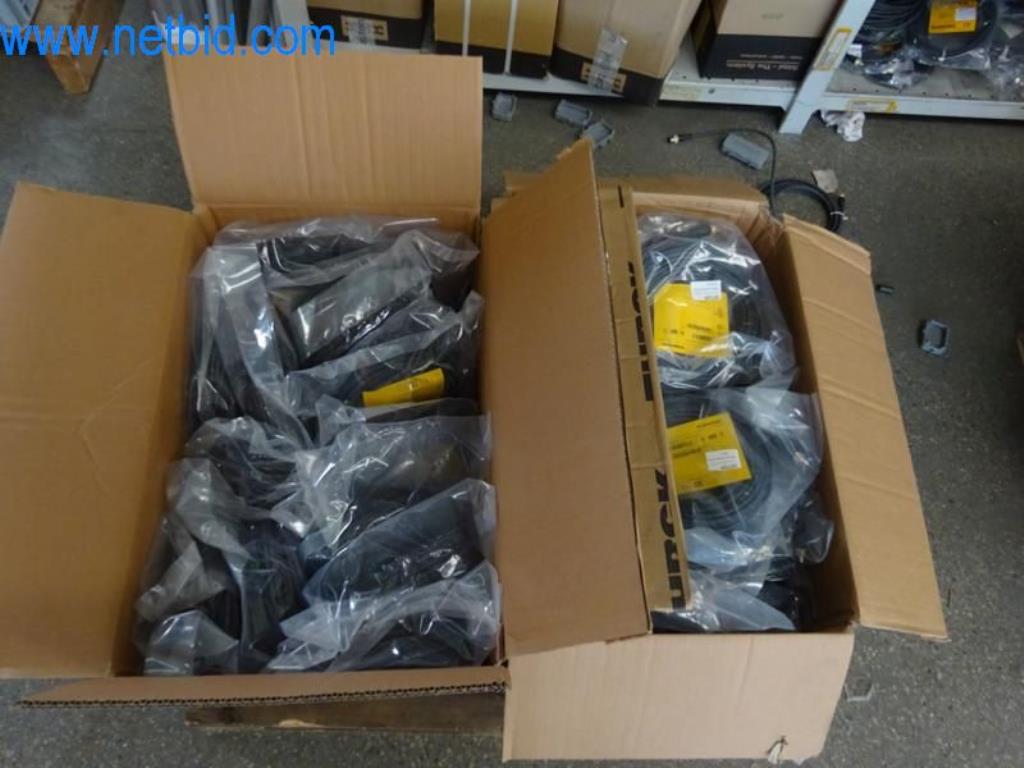 Stroje, vozový park a provozní zařízení-18