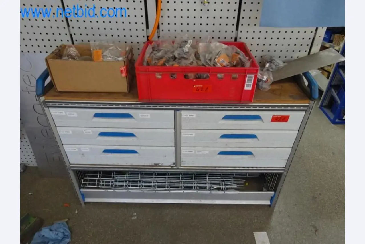 Maquinaria, parque móvil y equipos de explotación-1