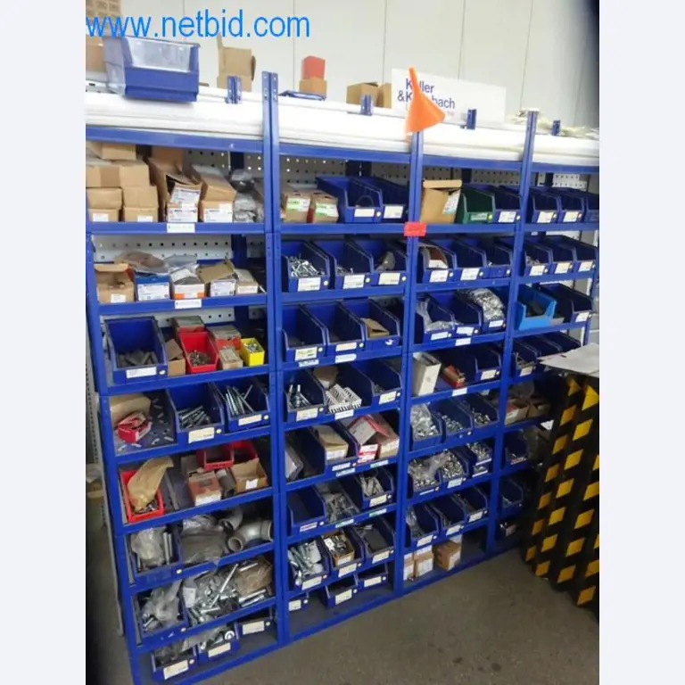 Máquinas, parque automóvel e equipamento operacional-11