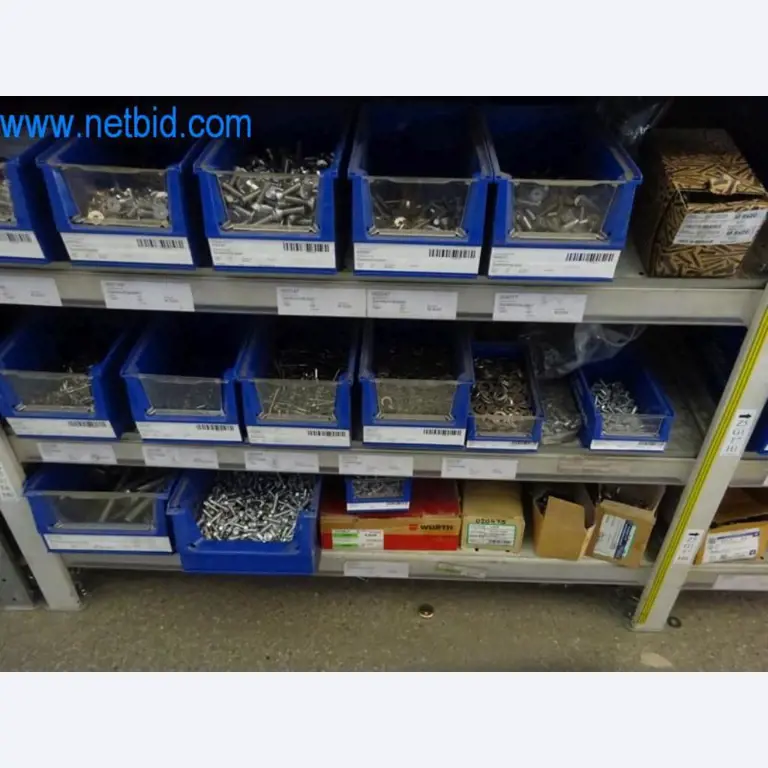 Máquinas, parque automóvel e equipamento operacional-15