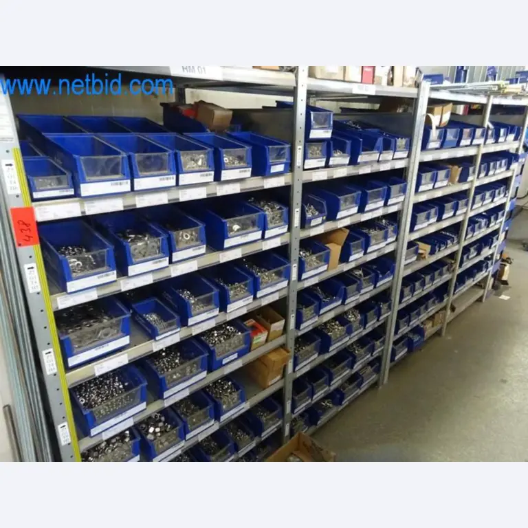 Máquinas, parque automóvel e equipamento operacional-1