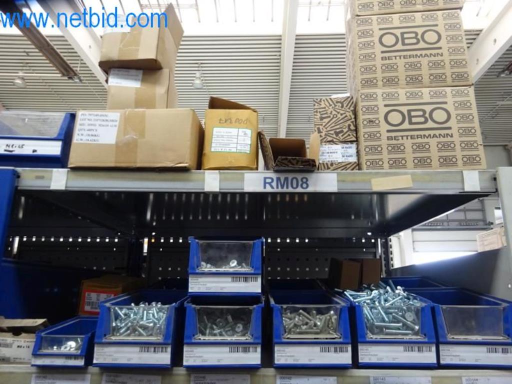 Stroje, vozový park a provozní zařízení-23