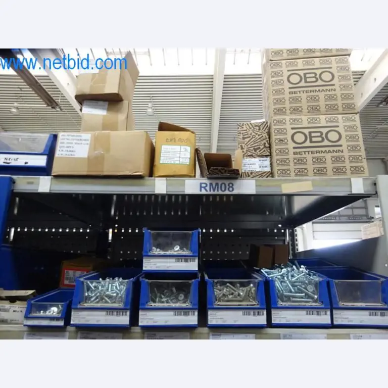 Máquinas, parque automóvel e equipamento operacional-23