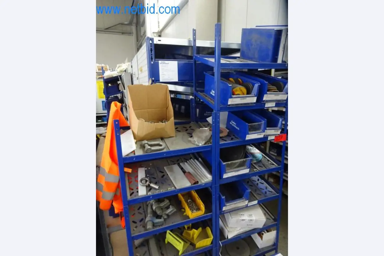 Máquinas, parque automóvel e equipamento operacional-27