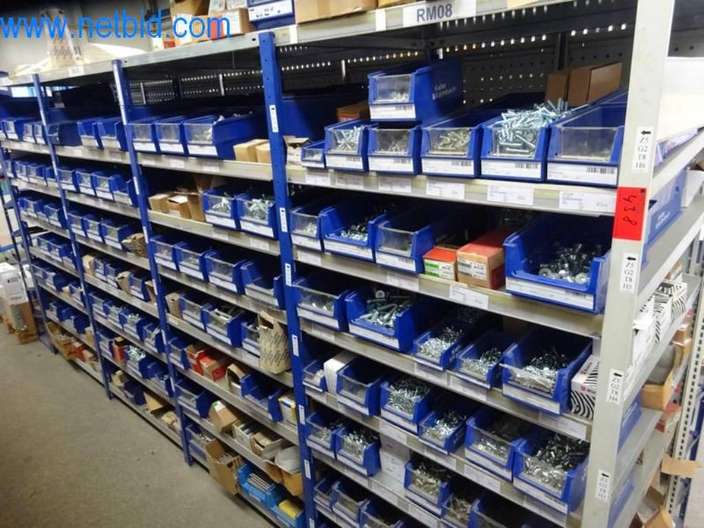 Stroje, vozový park a provozní zařízení-2