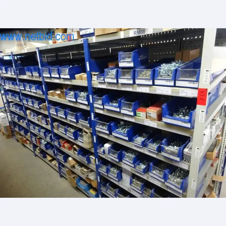 Máquinas, parque automóvel e equipamento operacional-2