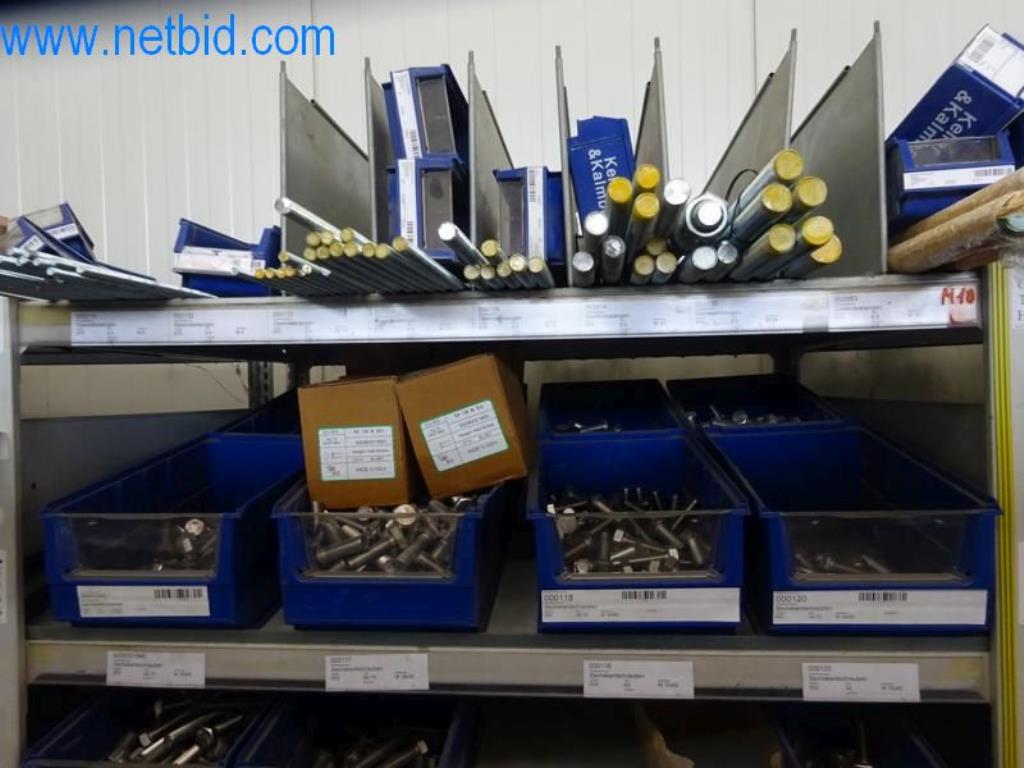 Stroje, vozový park a provozní zařízení-8