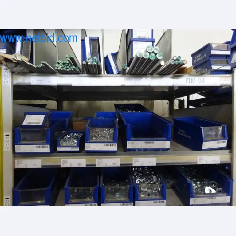 Máquinas, parque automóvel e equipamento operacional-9