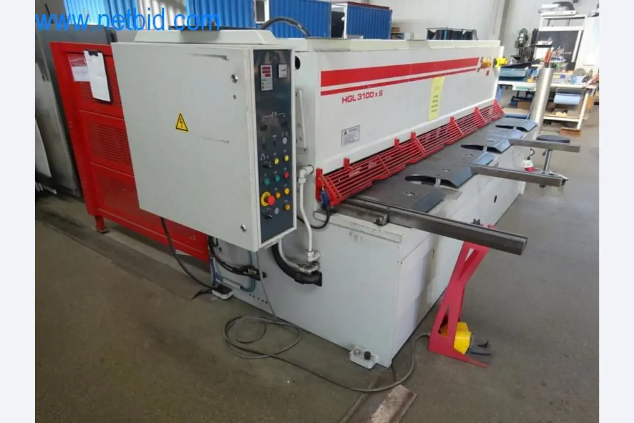 Stroje, vozový park a provozní zařízení-4