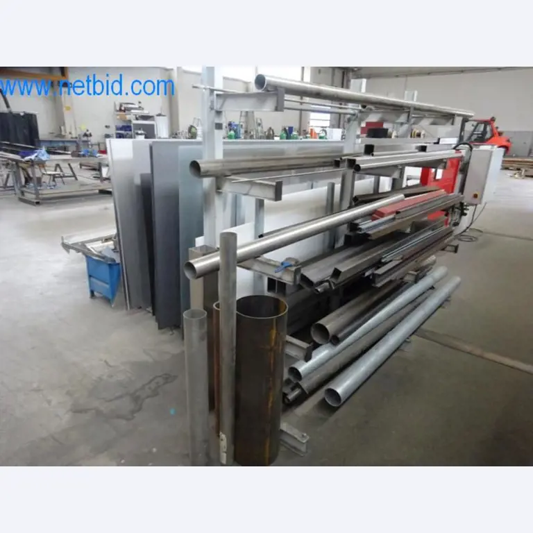 Maquinaria, parque móvil y equipos de explotación-1