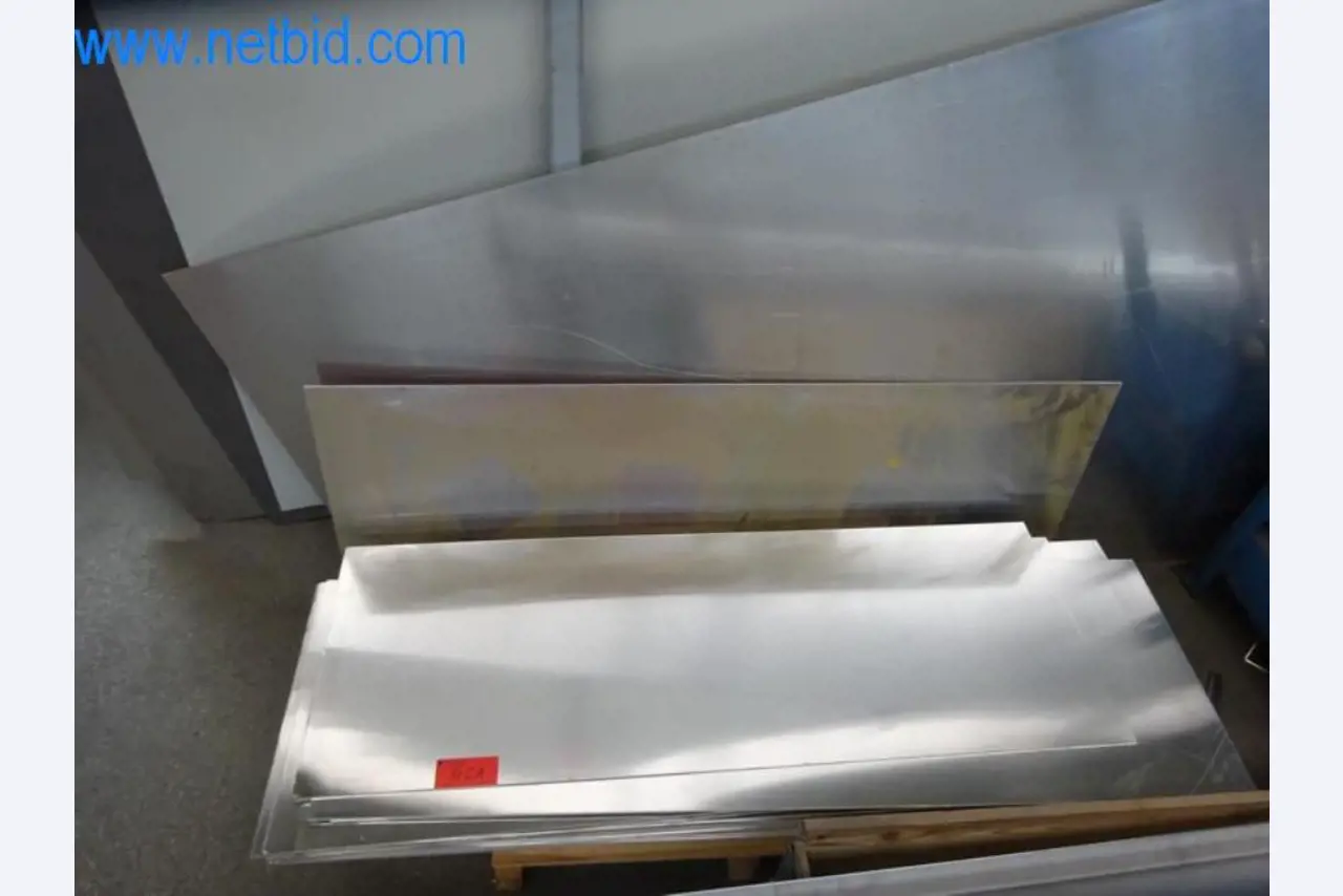 Maquinaria, parque móvil y equipos de explotación-2