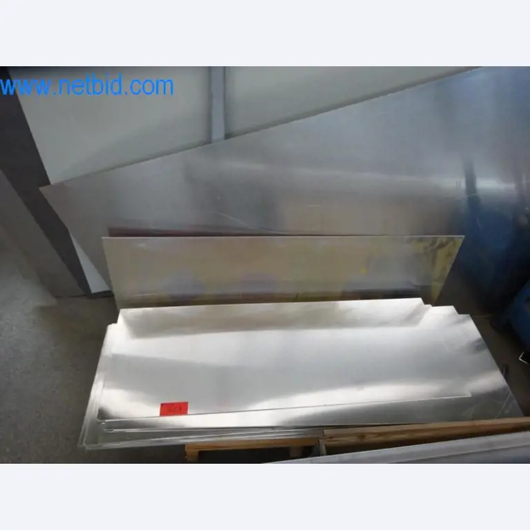 Maquinaria, parque móvil y equipos de explotación-2