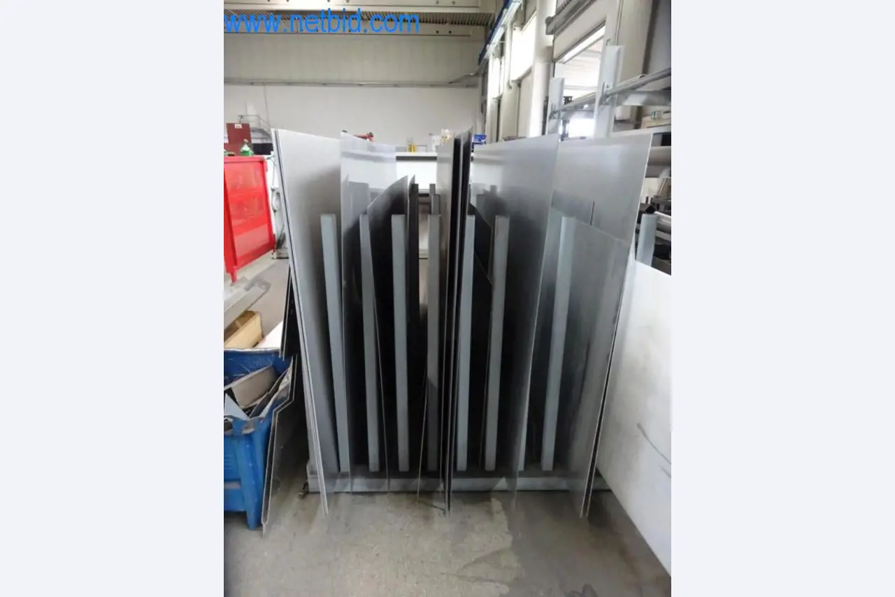 Maquinaria, parque móvil y equipos de explotación-4