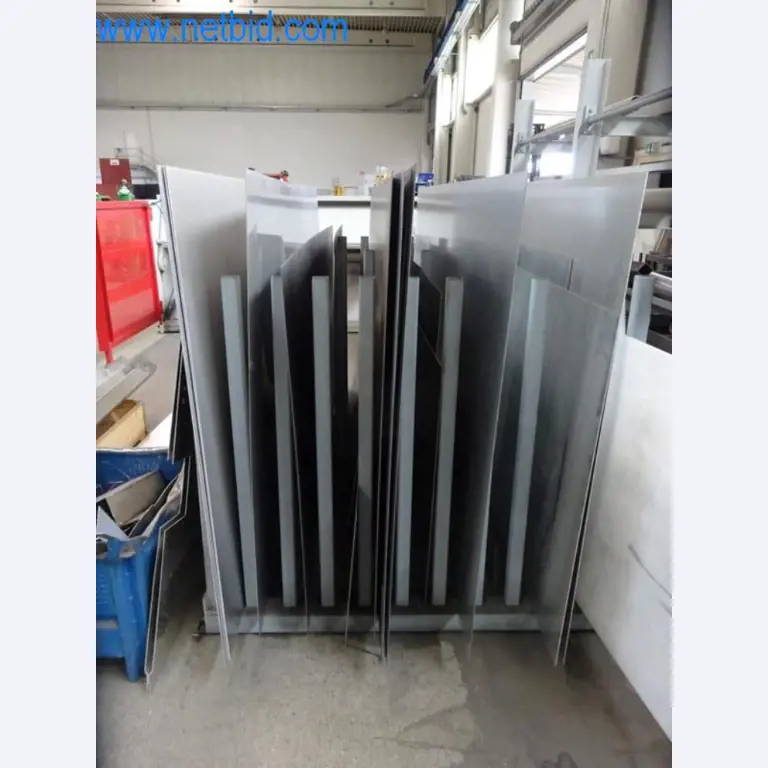 Maquinaria, parque móvil y equipos de explotación-4