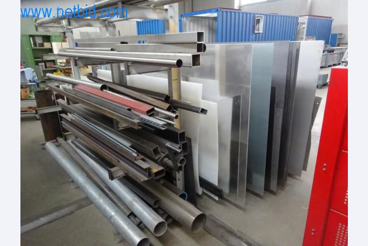 Maquinaria, parque móvil y equipos de explotación-5