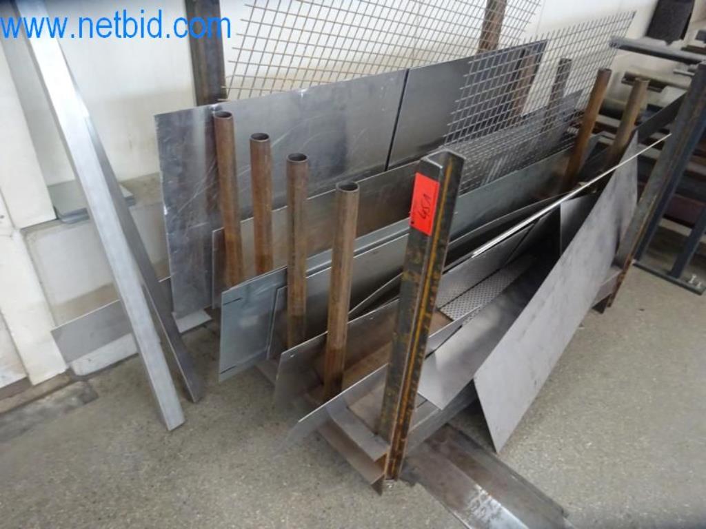 Stroje, vozový park a provozní zařízení-6