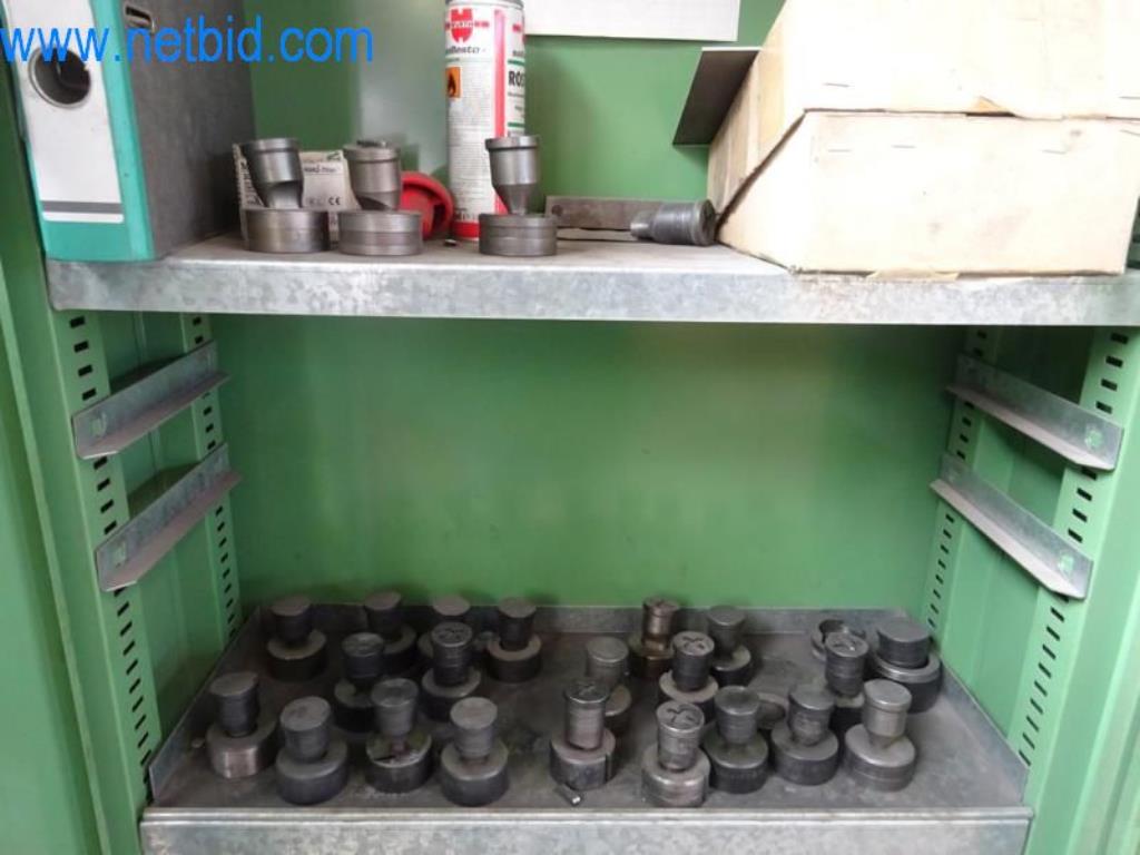 Stroje, vozový park a provozní zařízení-7