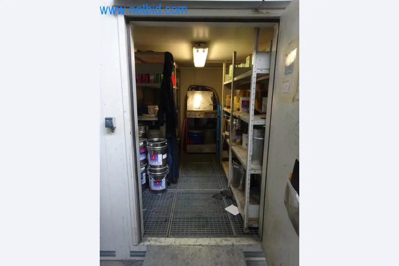 Stroje, vozový park a provozní zařízení-2