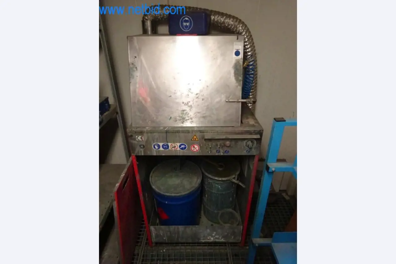 Stroje, vozový park a provozní zařízení-3