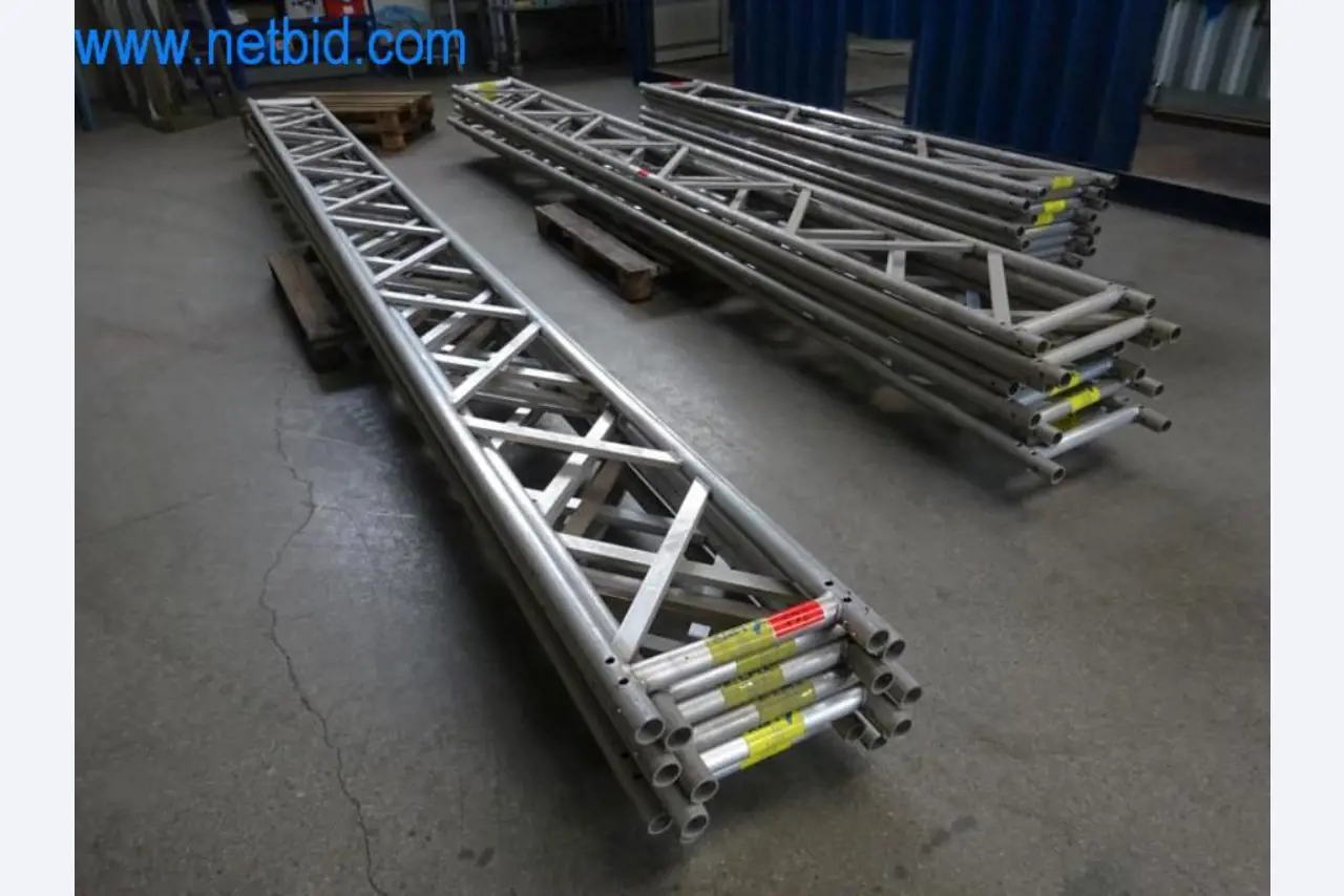 Maquinaria, parque móvil y equipos de explotación-1