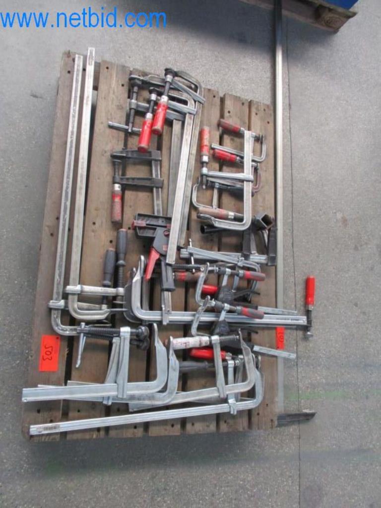 Maquinaria, parque móvil y equipos de explotación-2