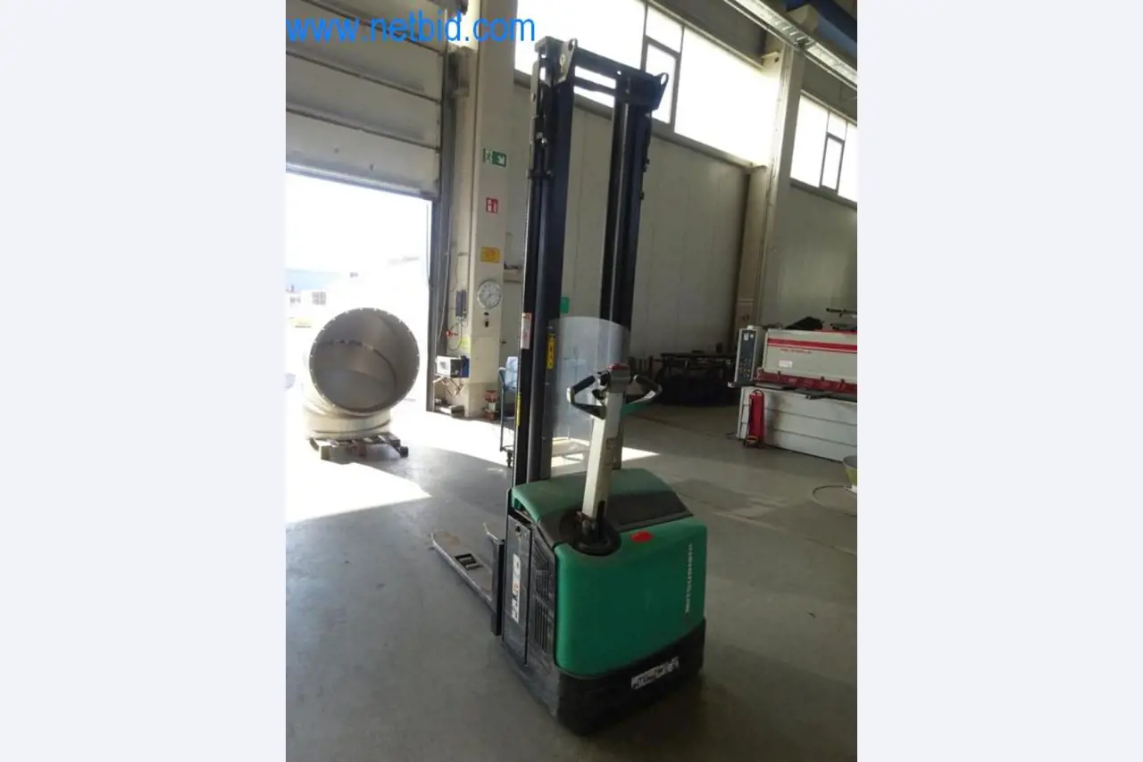 Maschinen, Fuhrpark und Betriebsausstattung-1