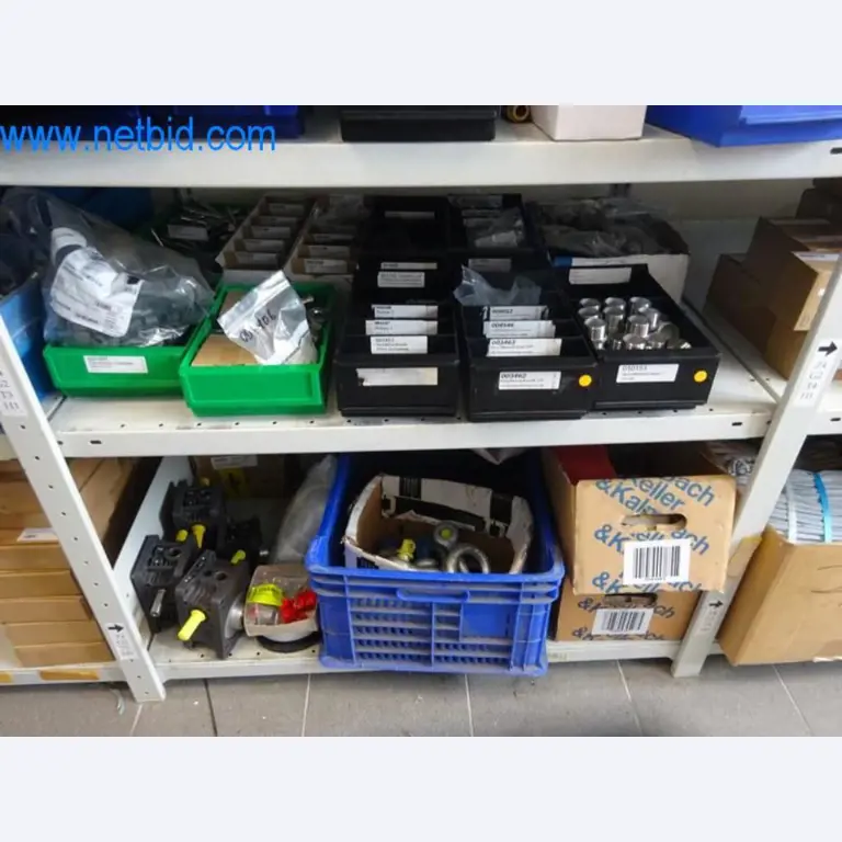 Maschinen, Fuhrpark und Betriebsausstattung-10