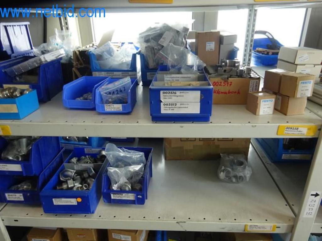 Stroje, vozový park a provozní zařízení-11