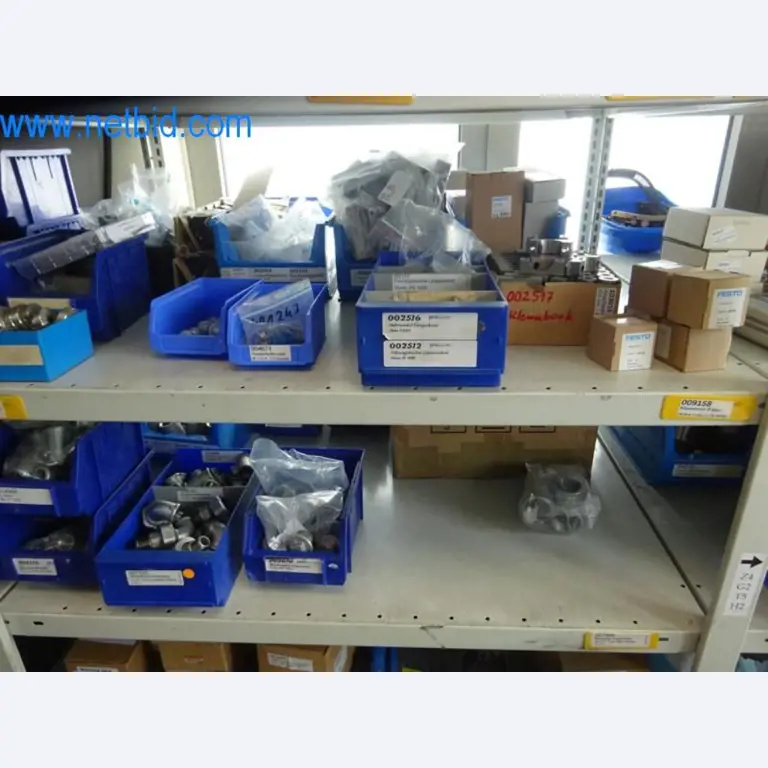 Maschinen, Fuhrpark und Betriebsausstattung-11