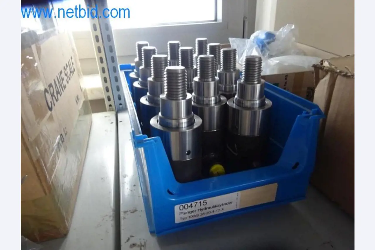 Maschinen, Fuhrpark und Betriebsausstattung-14