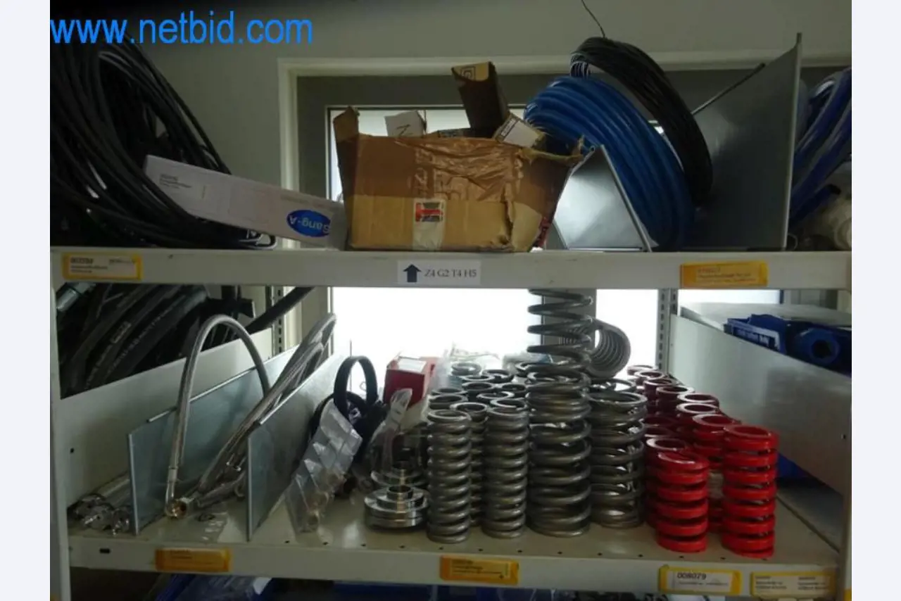 Maschinen, Fuhrpark und Betriebsausstattung-15