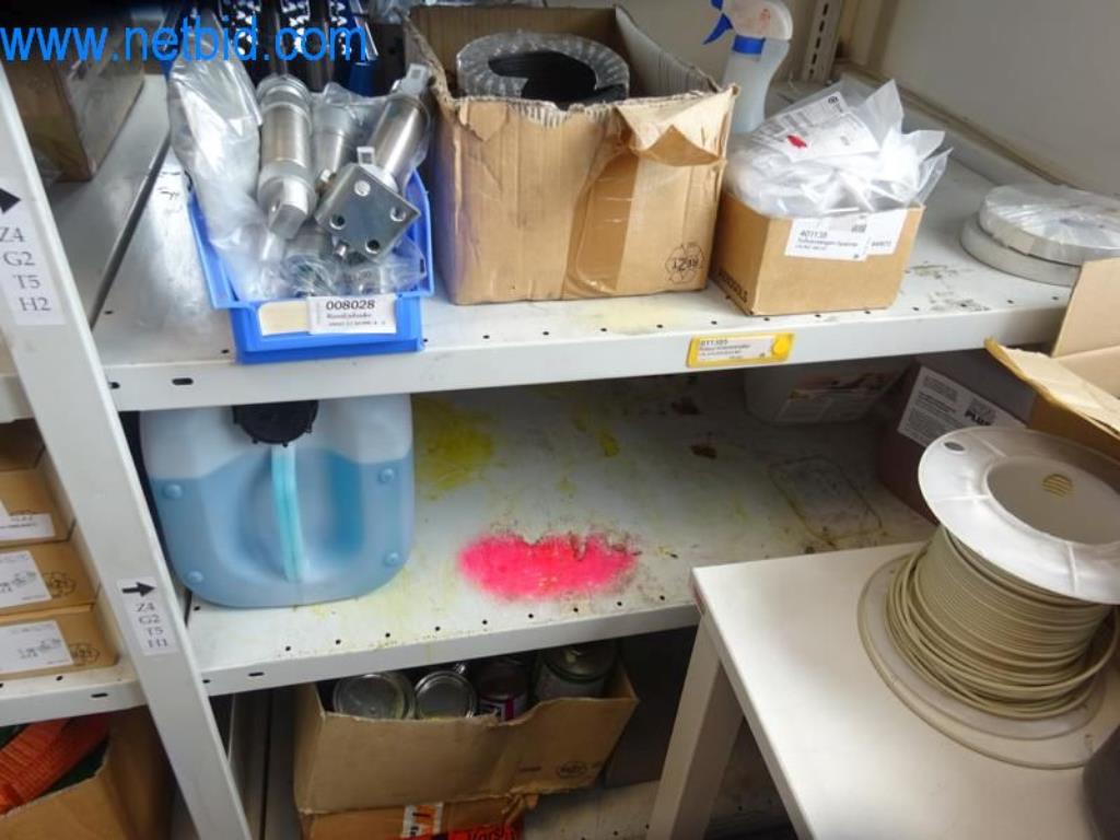 Stroje, vozový park a provozní zařízení-16