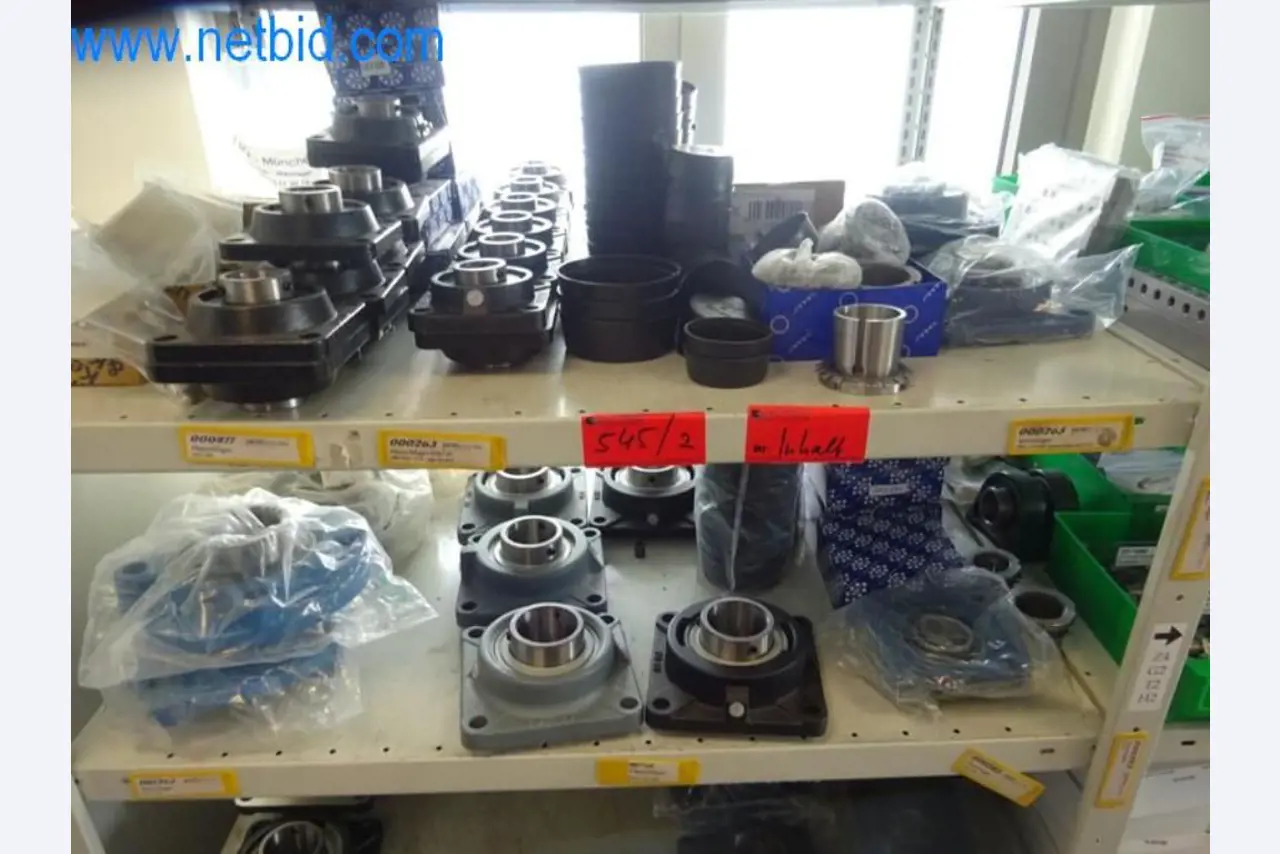 Maschinen, Fuhrpark und Betriebsausstattung-3