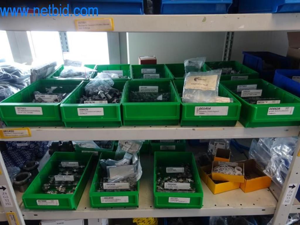 Stroje, vozový park a provozní zařízení-5