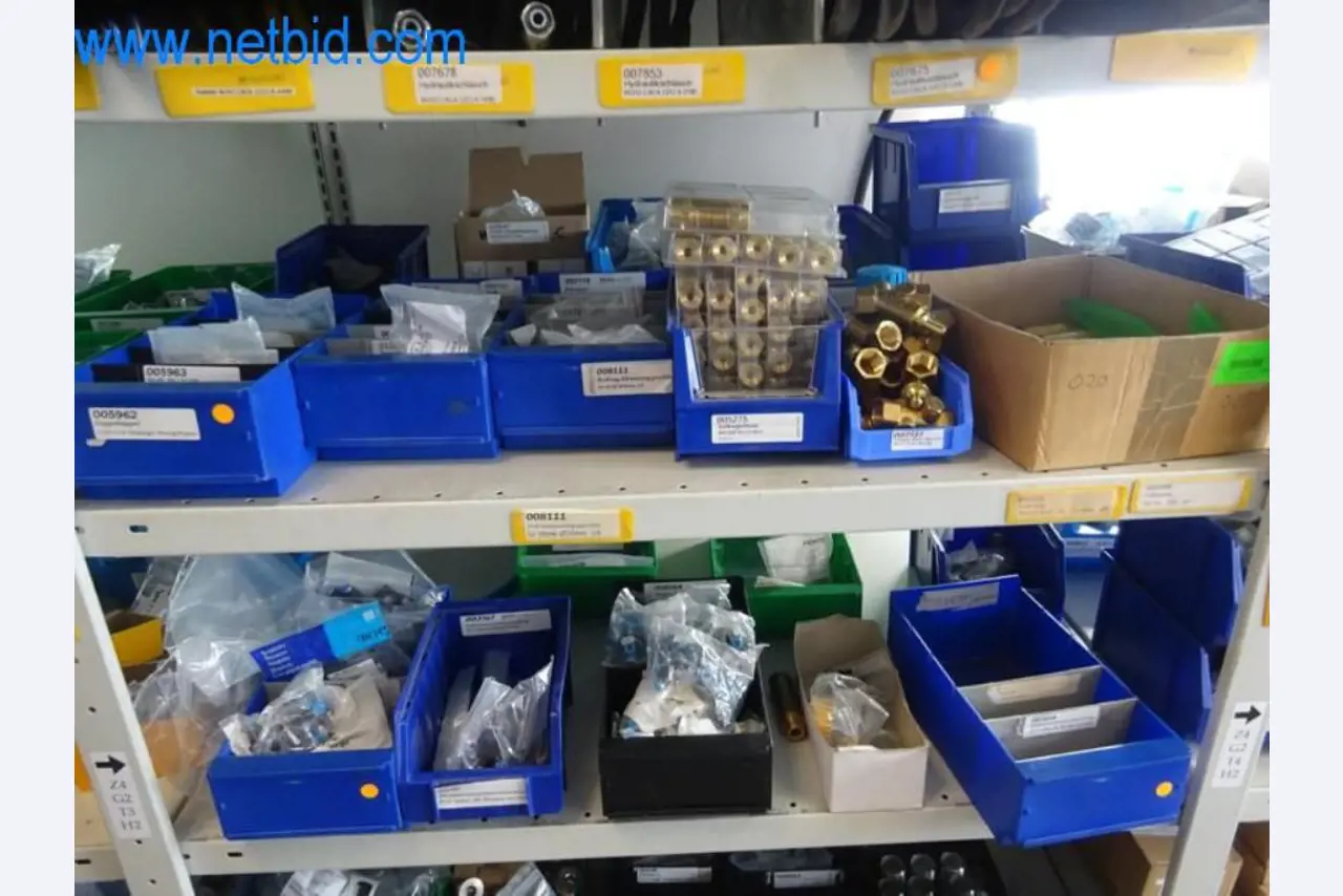 Maschinen, Fuhrpark und Betriebsausstattung-9