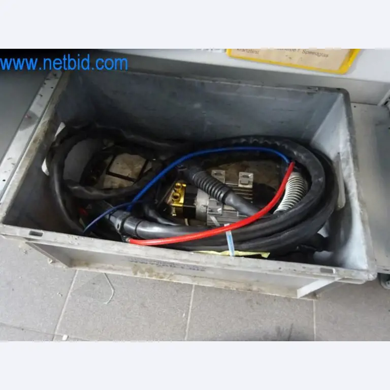 Maquinaria, parque móvil y equipos de explotación-4