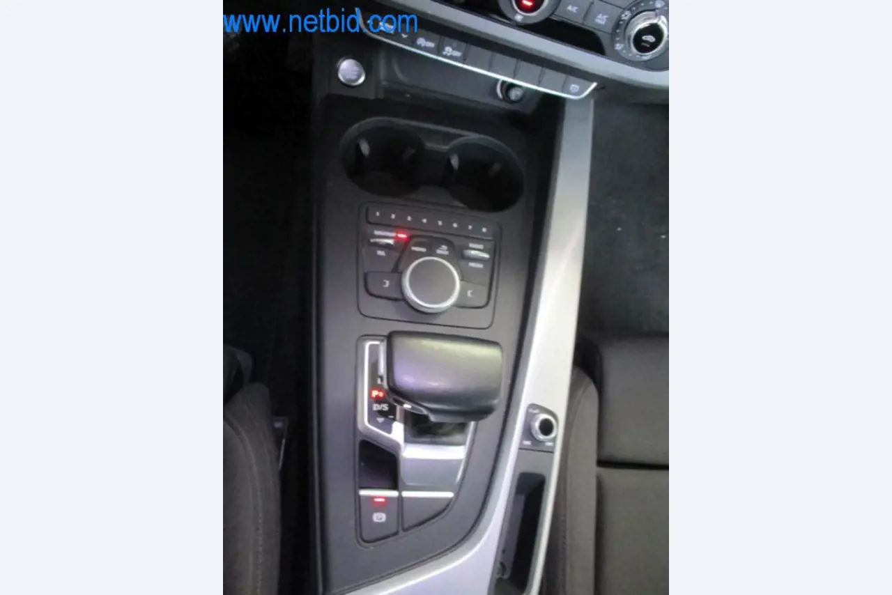 Maquinaria, parque móvil y equipos de explotación-14