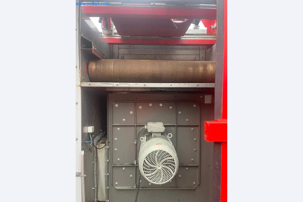 Máquinas, parque automóvel e equipamento operacional-3