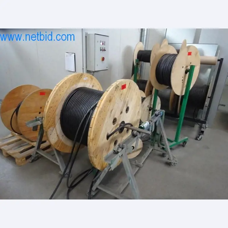 Stroje, vozový park a provozní zařízení-1