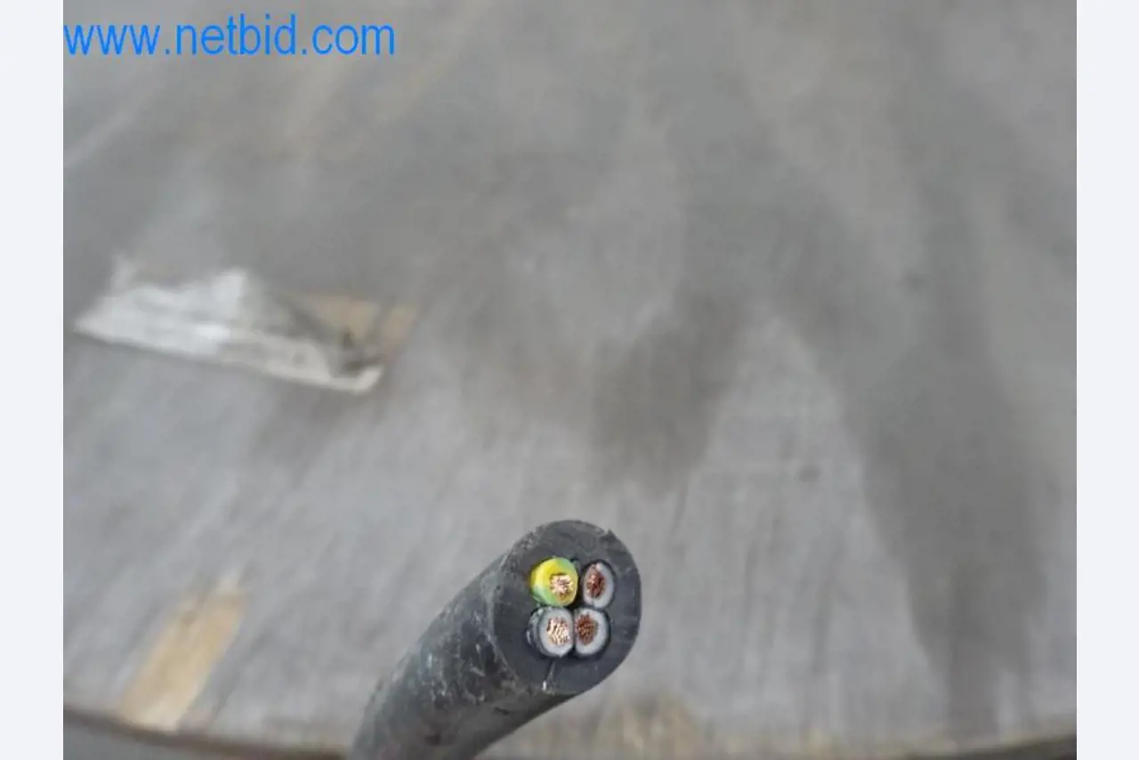 Stroje, vozový park a provozní zařízení-4