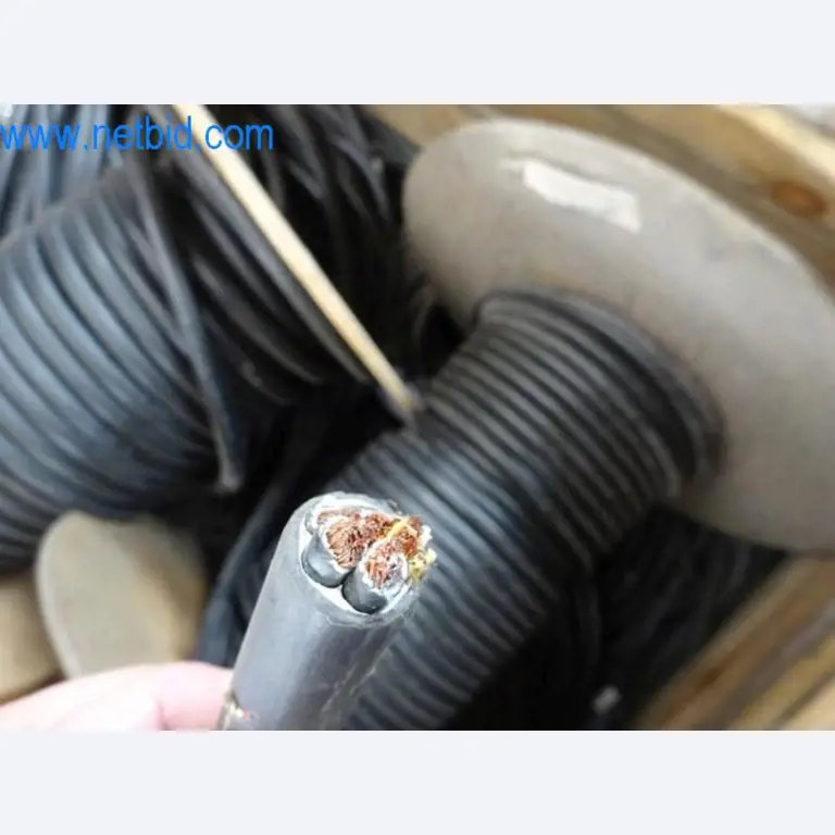 Stroje, vozový park a provozní zařízení-6