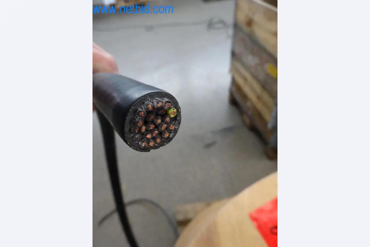 Stroje, vozový park a provozní zařízení-9