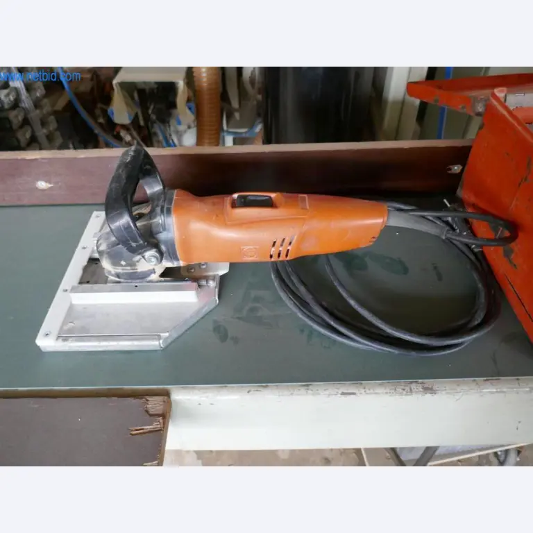 Maschinen aus dem Bereich Schreinerei und Fensterbau-2