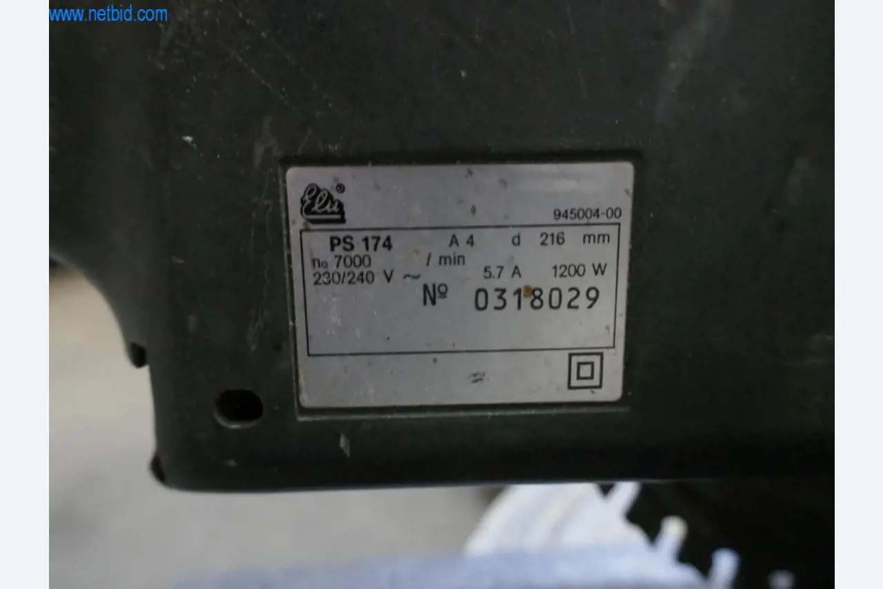 Maschinen aus dem Bereich Schreinerei und Fensterbau-2