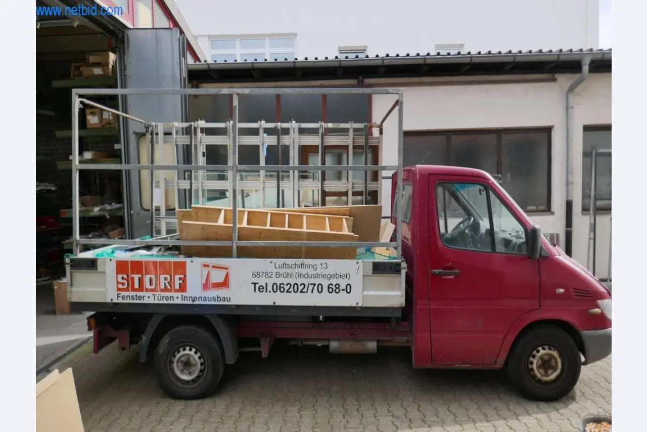 Máquinas del sector de la carpintería y la construcción de ventanas-17