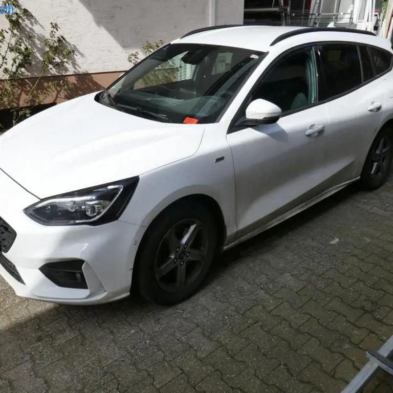 Pkw - (Zuschlag unter Vorbehalt gemäß § 168 InsO)  Ford Focus Turnier ST-Line 1.5 L EcoBoost