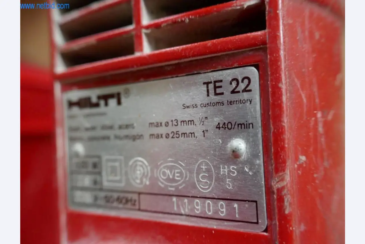 Machines du secteur de la menuiserie et de la fabrication de fenêtres-3