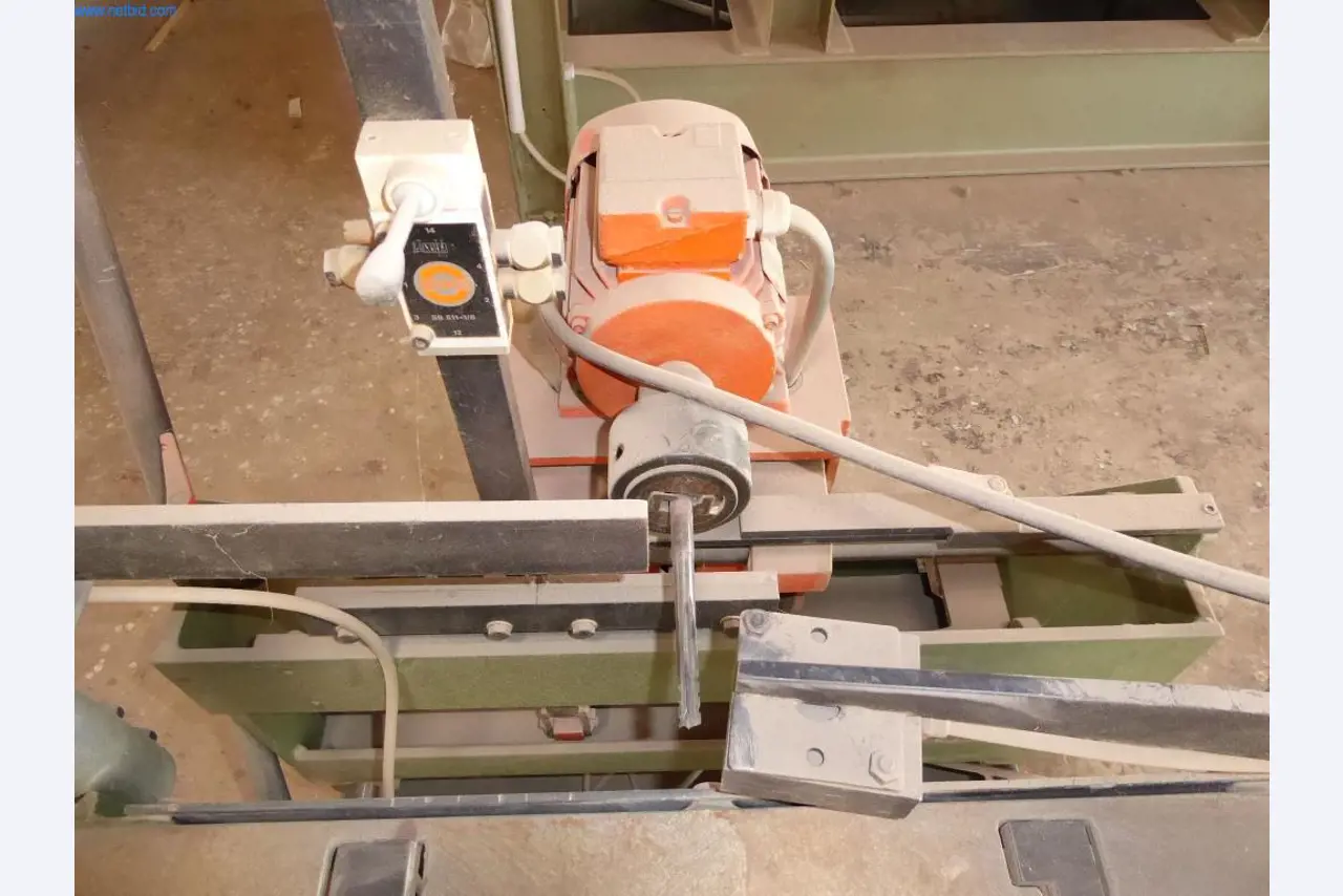 Maschinen aus dem Bereich Schreinerei und Fensterbau-4